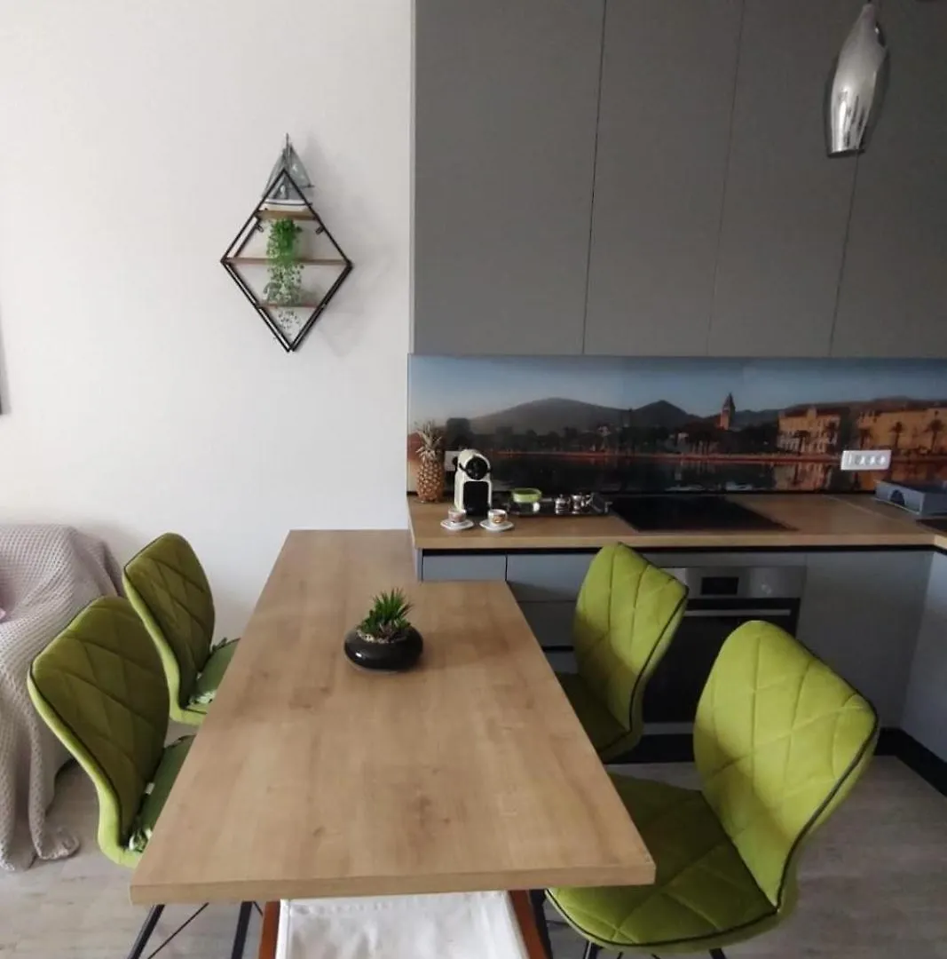 Apartments With A Parking Space Trogir - 24060