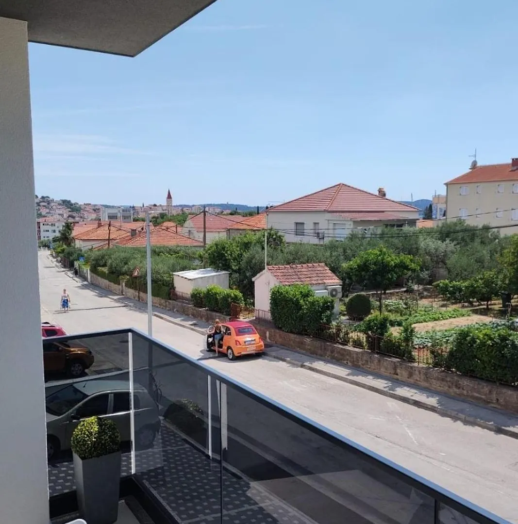 Apartments With A Parking Space Trogir - 24060 Croatia