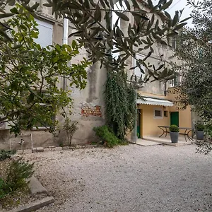  Apartment Silvia