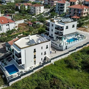 Apartment 21 B, Trogir